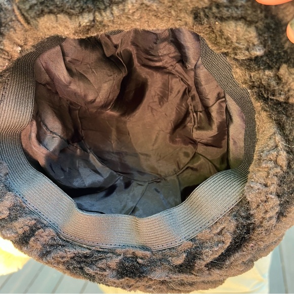 Chocolate Brown Faux Fur Brimmed Pillbox Hat - Picture 7 of 7